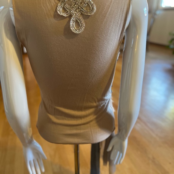 LOYANDFORD TOP - Picture 12 of 12